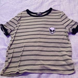 alien army green and black crop top size xs